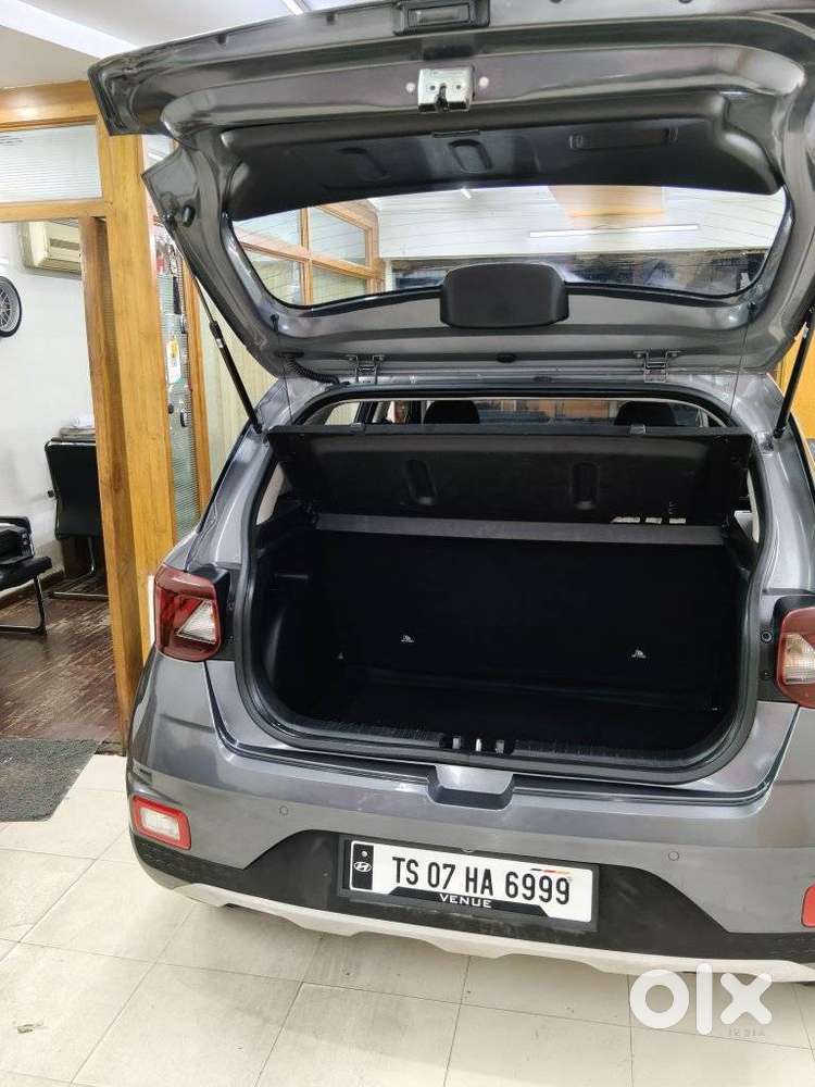 Hyundai Venue Sx Plus Turbo Dct, 2019, Petrol