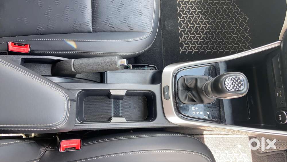 Tata Altroz 1.2 Xza Plus, 2022, Petrol