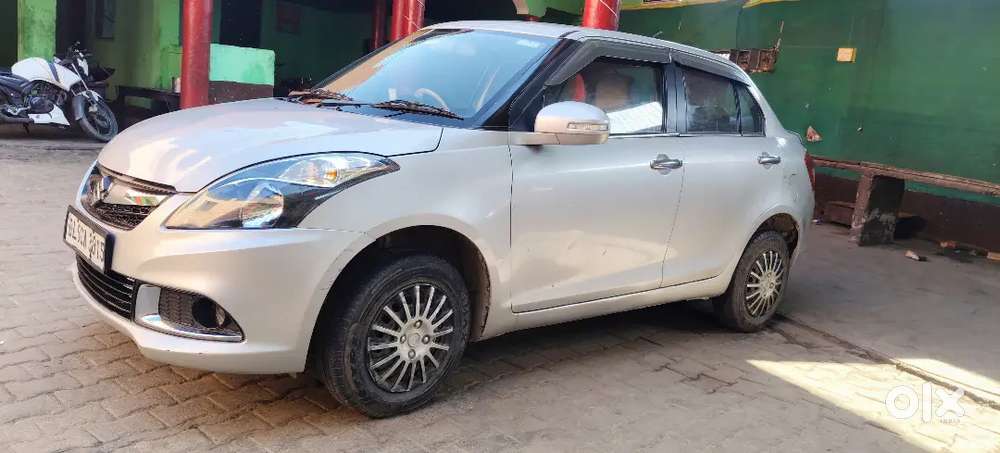 Well Mantain And  One Handed Car.