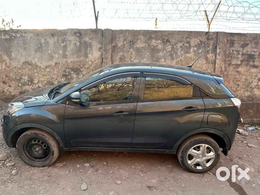 Tata Nexon 2019 Petrol 70000 Km Driven