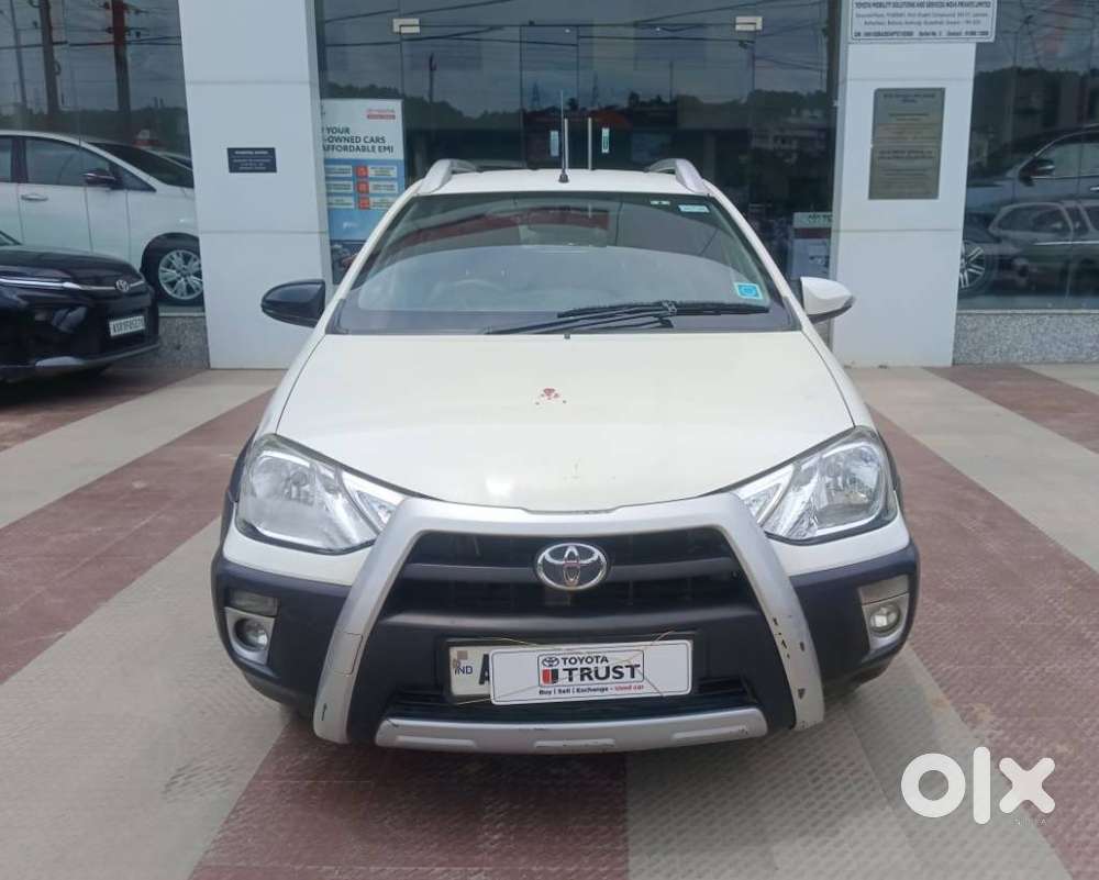 Toyota Etios Cross 1.2l G, 2015, Petrol