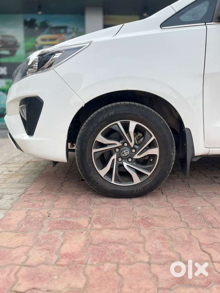 Toyota Innova Crysta 2.4 G Mt, 2021, Diesel