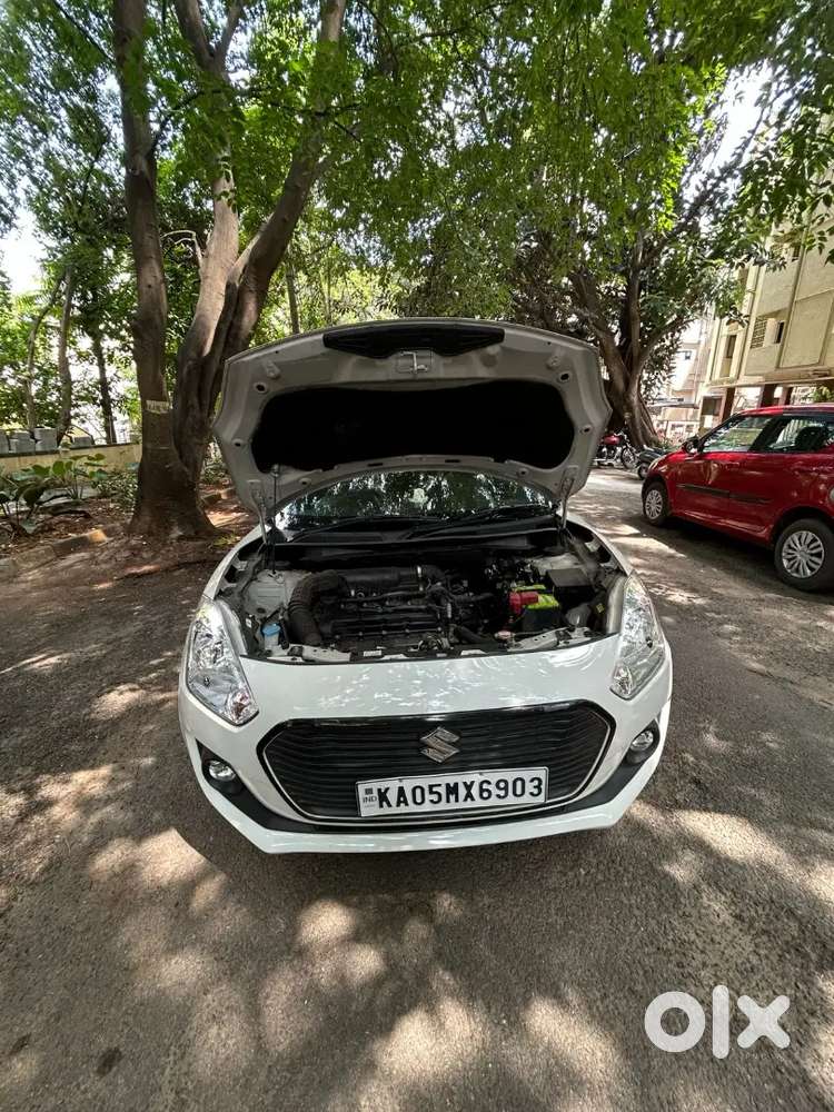 2018 Maruti Suzuki Swift Vxi Bsiv Petrol  Single Owner  46,500 Kms D