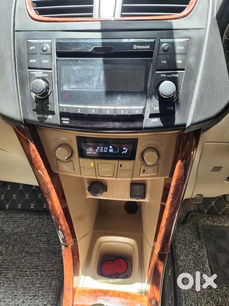 Maruti Suzuki Swift Dzire Zxi Petrol (2015) –well Maintained