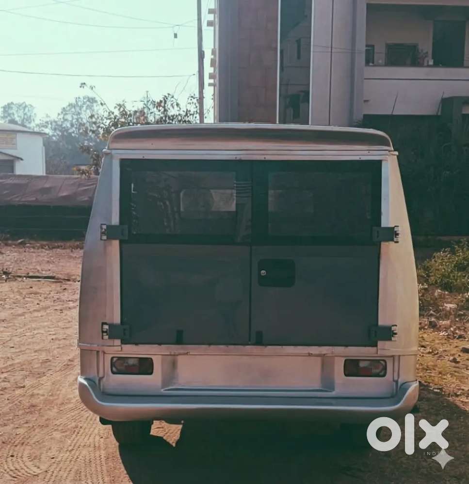 Mahindra Genio 2.5 Dc Vx 2014
