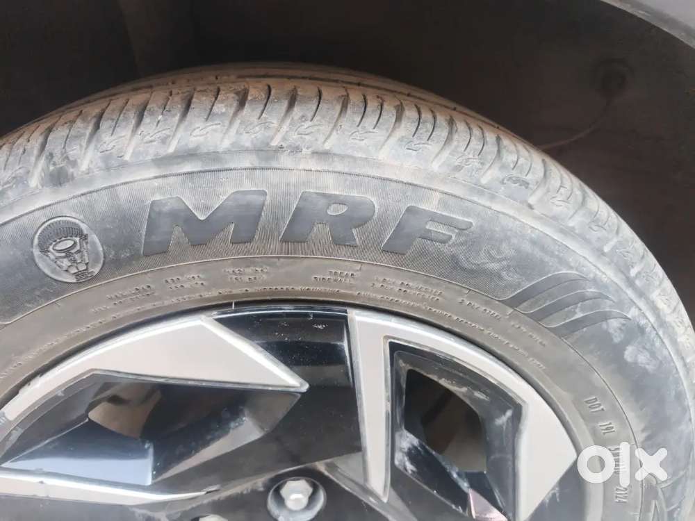 Kia Sonet G 1.2 5mt Htk(o)2024 With Sunroof