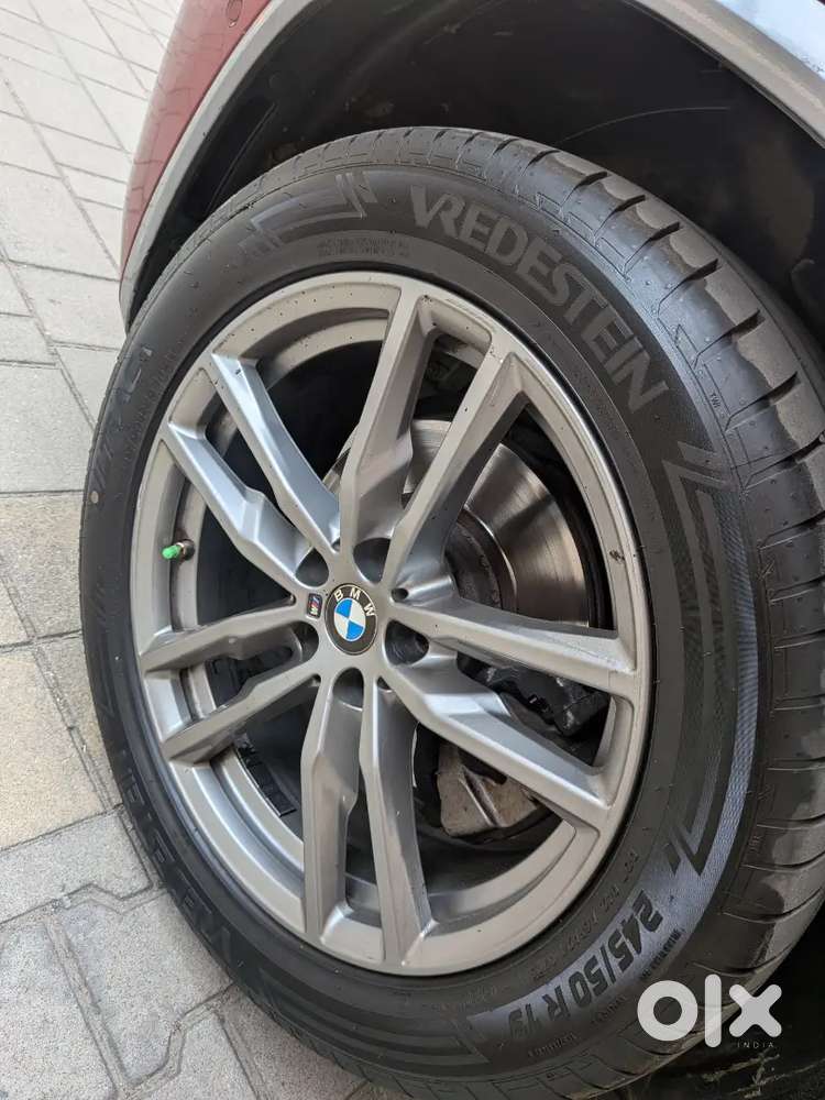 X4 In Pristine Condition With Live Service Package