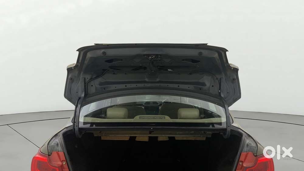 Maruti Suzuki Swift Dzire 1.2 Vxi Bsiv, 2020, Petrol