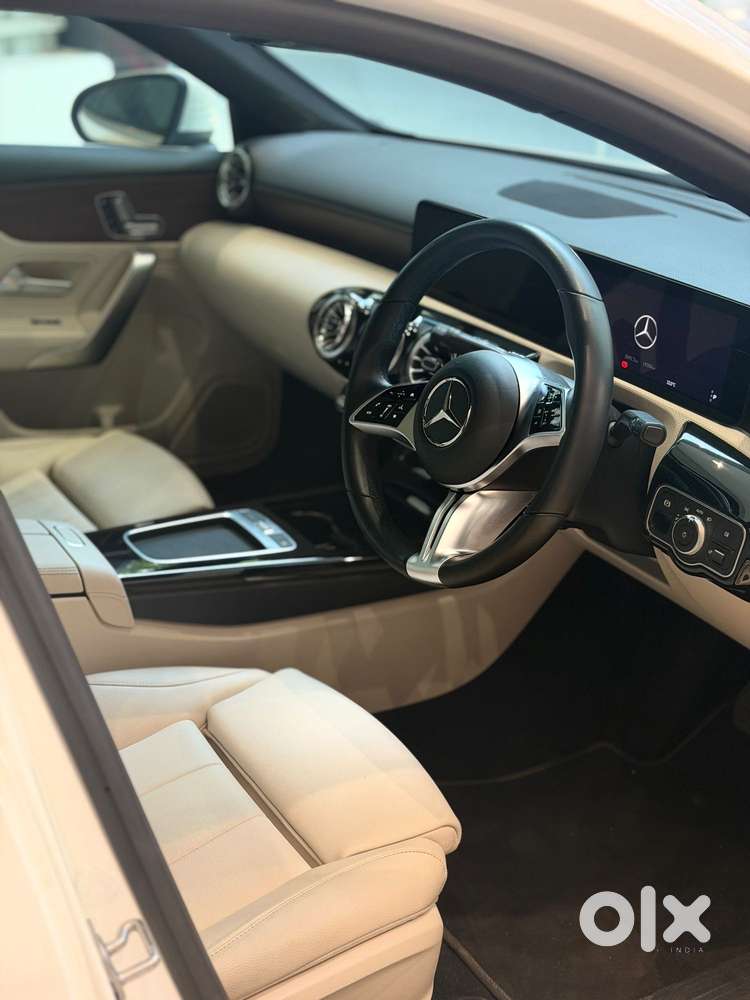 Mercedes-benz A-class Limousine 200, 2023, Petrol