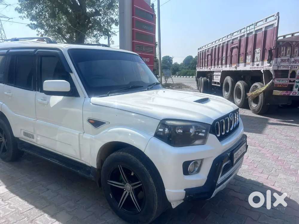 Mahindra Scorpio 2.2 2015