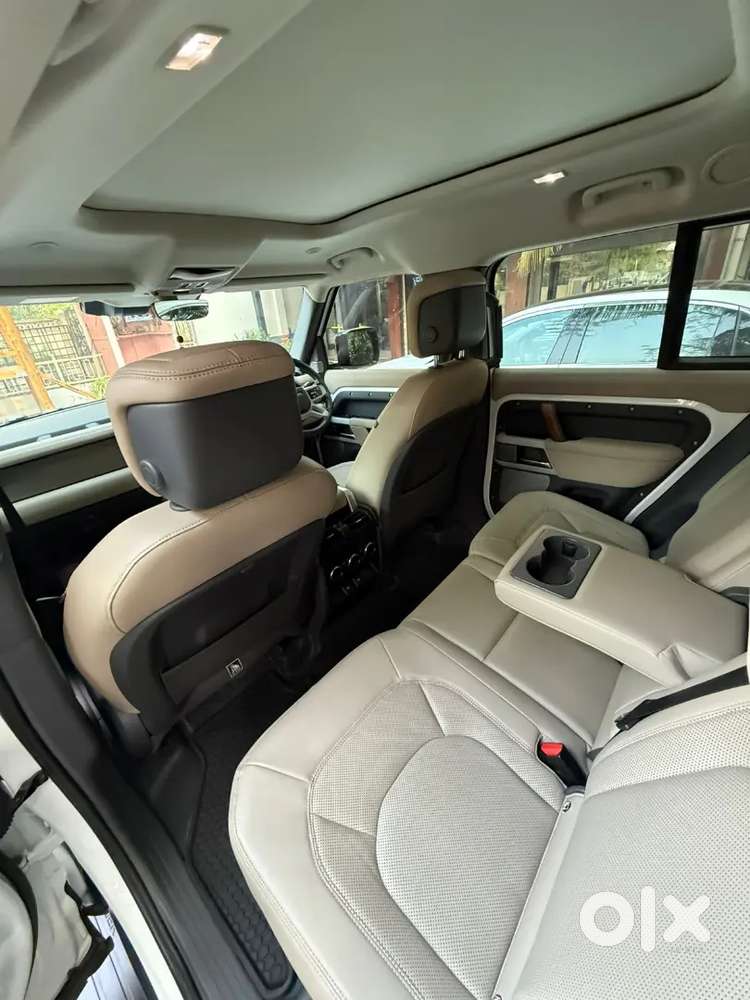 Land Rover Defender 2023 Diesel 45000 Km Driven