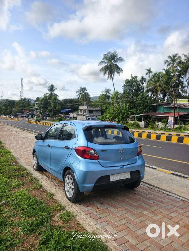 Tata Tiago, 2016, Petrol