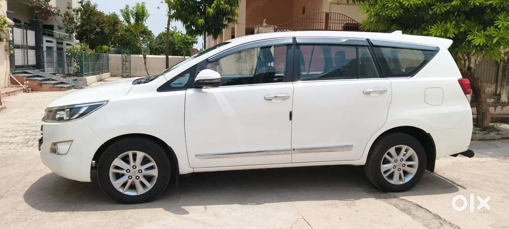 Toyota Innova Crysta 2.4 G Mt, 2020, Diesel