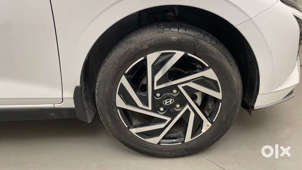 Hyundai New I20 1.2 Asta (o) Ivt, 2025, Petrol