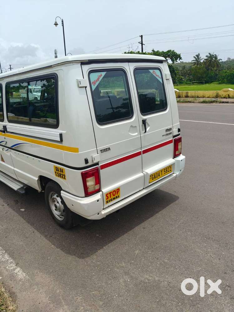 Tata Winger Deluxe 2019