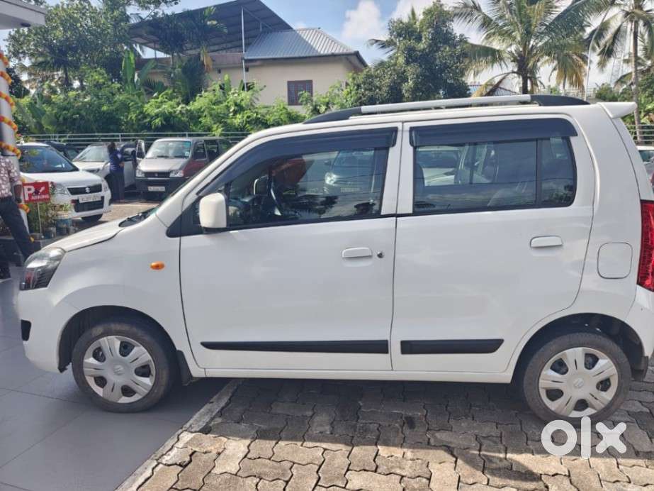 Maruti Suzuki Wagon R Vxi 1.2, 2018, Petrol