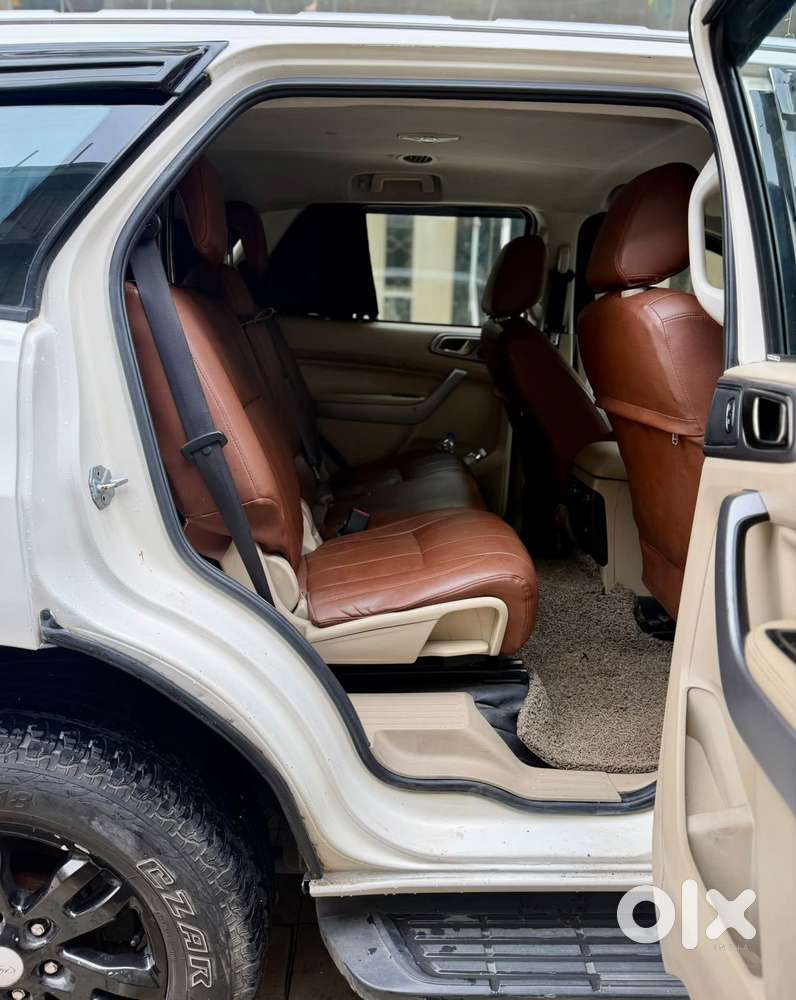 Ford Endeavour Titanium 2.2 4x2, 2016, Diesel