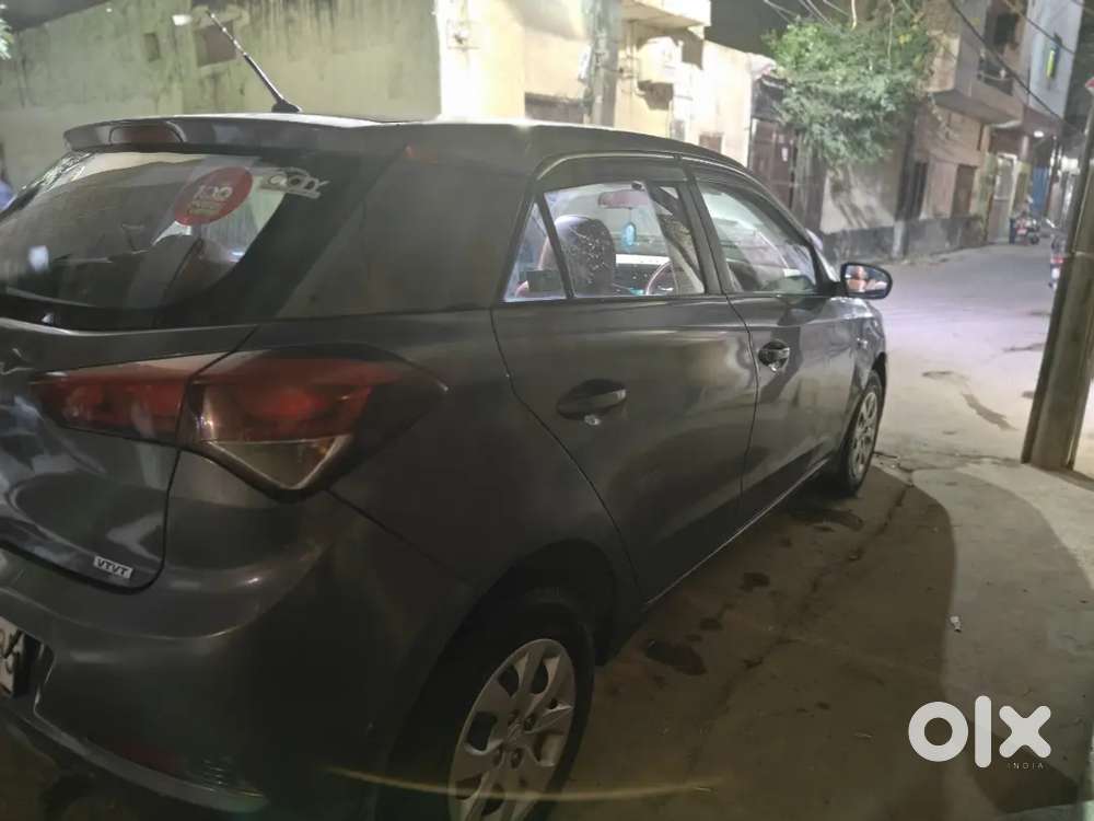 Hyundai I20 2016 Cng & Hybrids 66000 Km Driven 2016 December Month