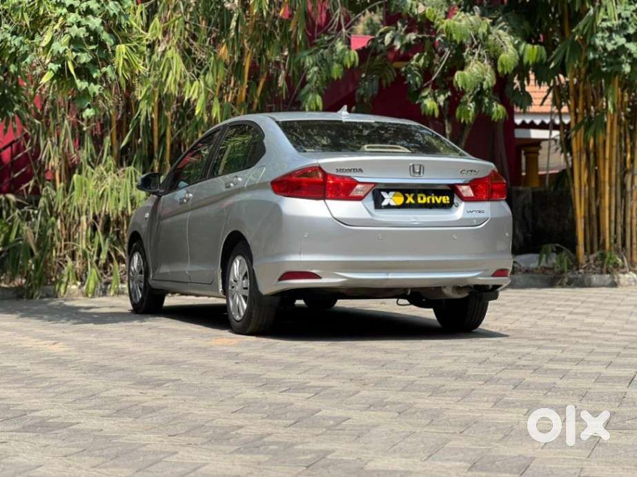 Honda City 2015-2017 I Vtec E, 2015, Petrol