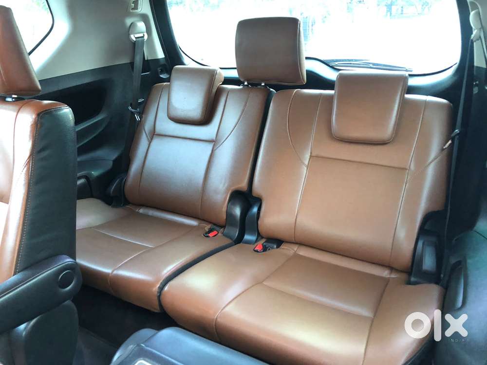 Toyota Innova Crysta 2.8z Automatic, 2016, Diesel
