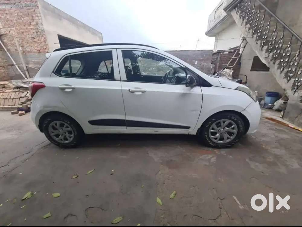 Hyundai Grand I10 2017 Diesel Well Maintained