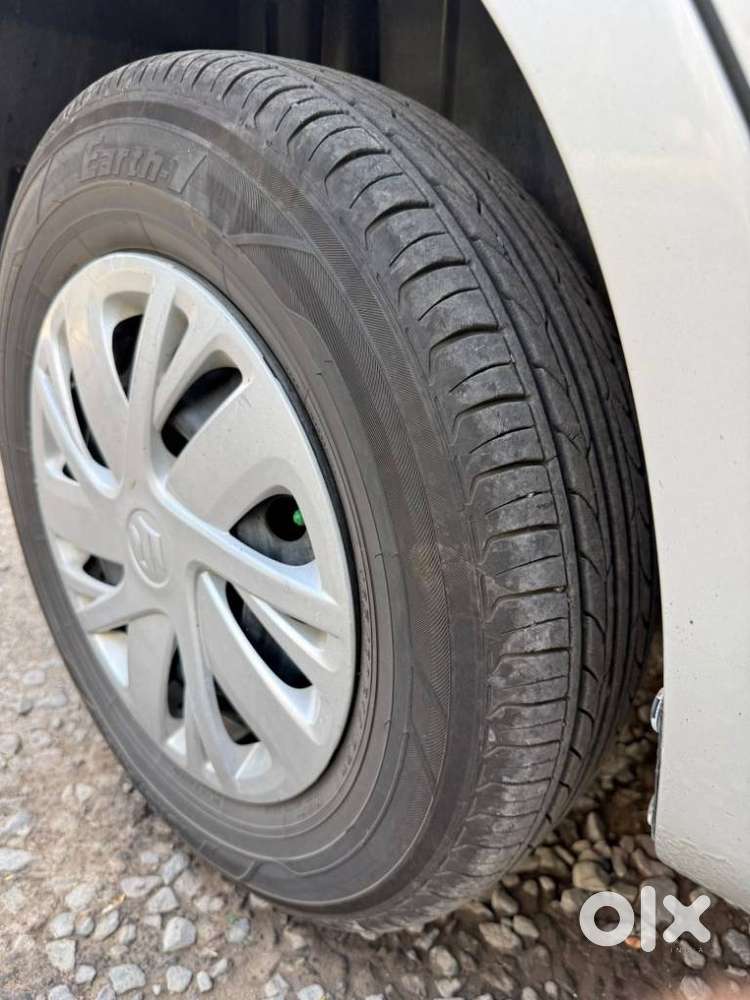 Maruti Suzuki Swift Vxi 1.2 Abs Bs-iv, 2015, Petrol