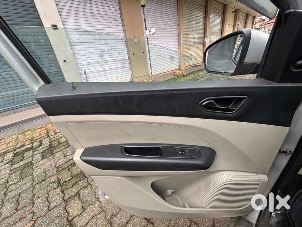 Renault Triber Petrol 2020