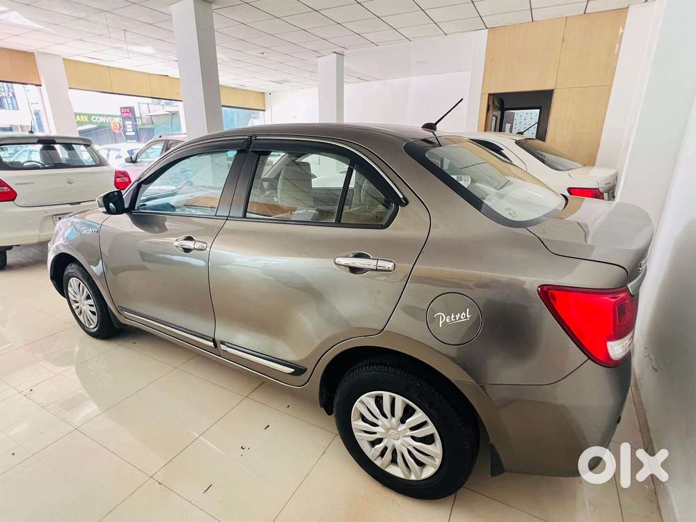 Maruti Suzuki Dzire 1.2 Vxi, 2018, Petrol