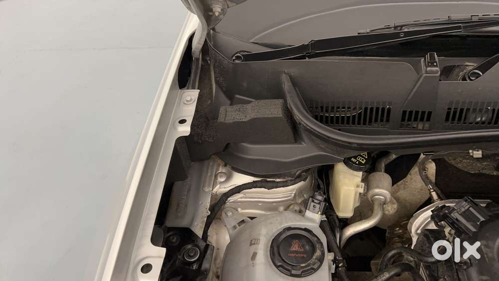 Volkswagen Taigun Topline 1.0 Tsi At (electric Seats), 2022, Petrol