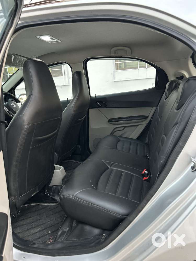 Tata Tiago 1.2 Revotron Xt (o), 2017, Petrol