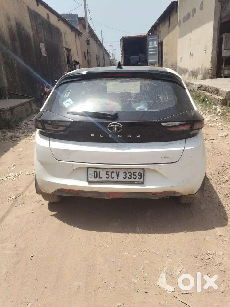 Tata Altroz 2023 Cng & Hybrids 39000 Km Driven