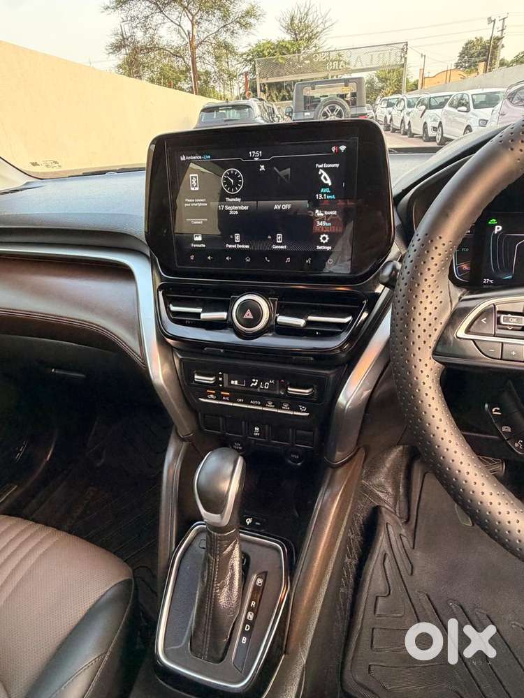 Toyota Urban Cruiser Hyryder 1.5 V Hybrid, 2023, Petrol