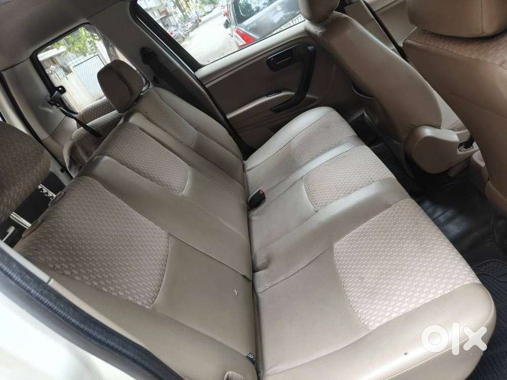 Mahindra Tuv 300 T6 Plus, 2018, Diesel