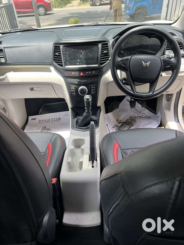 Mahindra Xuv300 W4, 2023, Petrol
