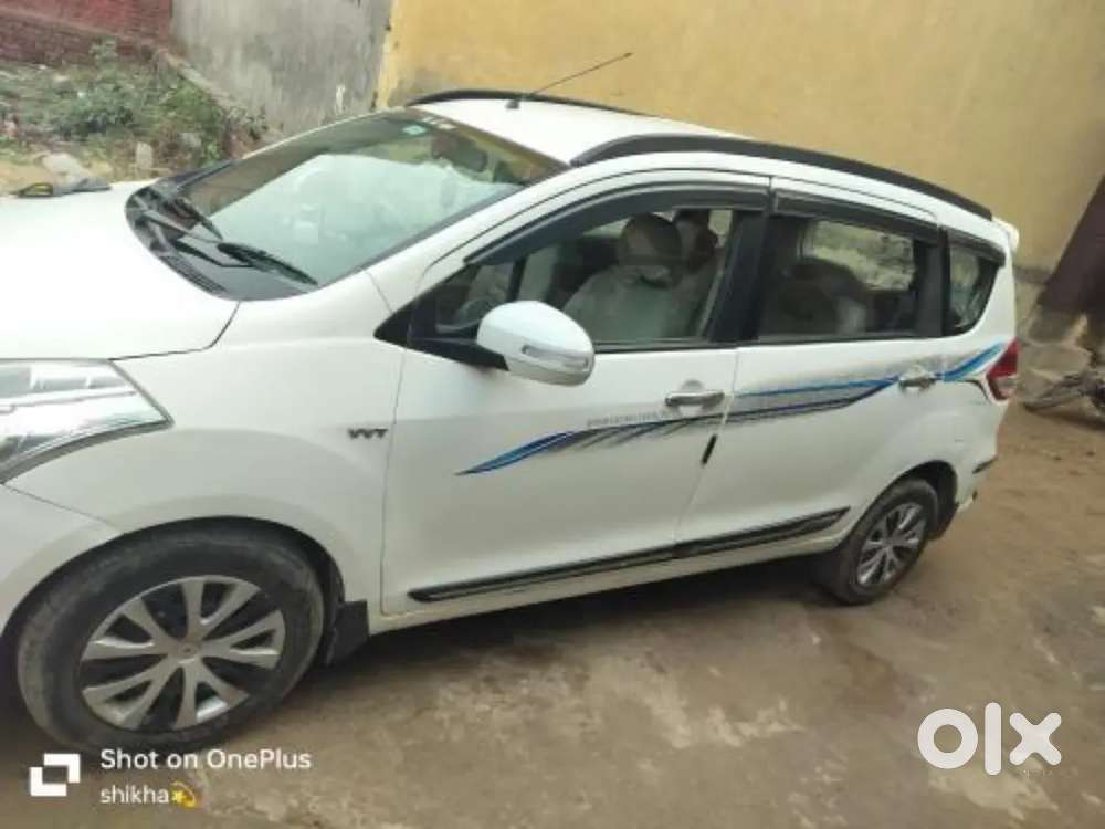 Maruti Suzuki Ertiga 2016 Cng & Hybrids 90000 Km Driven