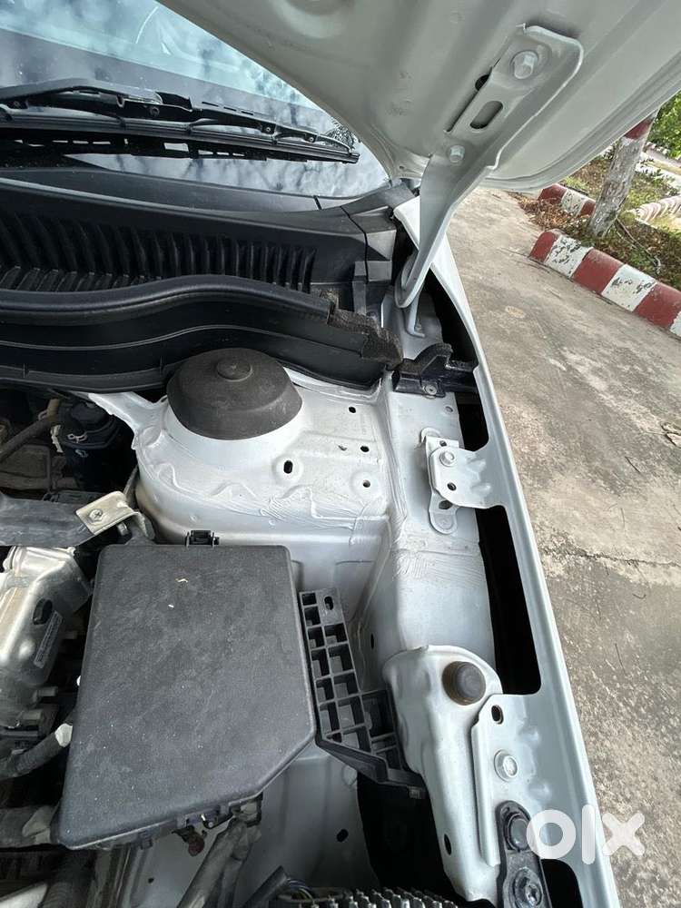 Maruti Suzuki Brezza Zxi Plus At, 2022, Petrol
