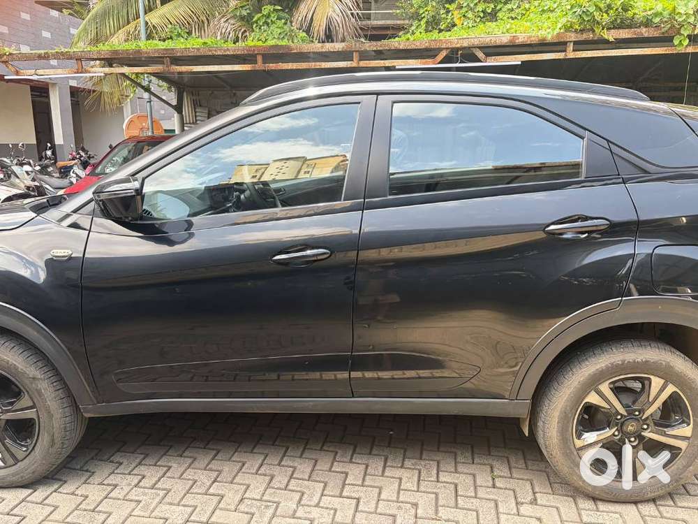 Tata Nexon Creative Plus Dark Mt 2024 Petrol