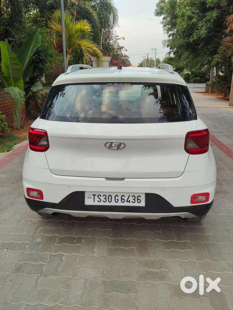 Hyundai Venue Sx, 2020, Petrol