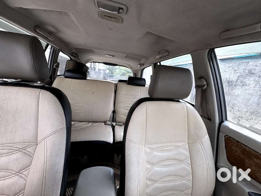 Toyota Innova 2.5 2014