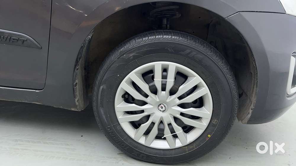 Maruti Suzuki Swift Vvt Vxi, 2016, Petrol