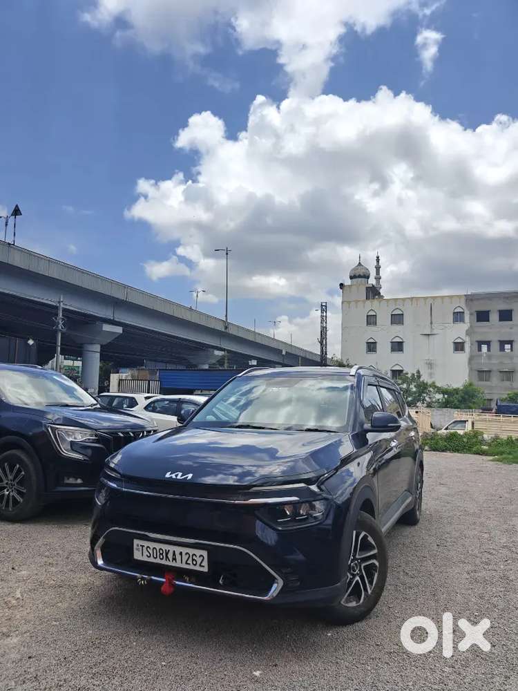 Kia Carens Luxury Plus 1.5 Diesel Imt 2023  7 Seater  Excellent Car