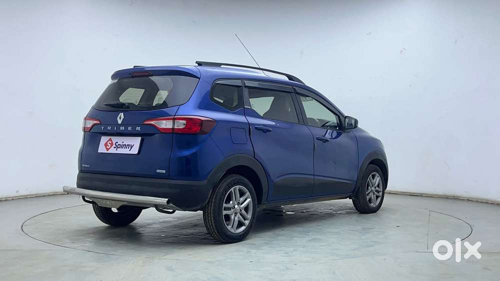 Renault Triber Rxz, 2021, Petrol
