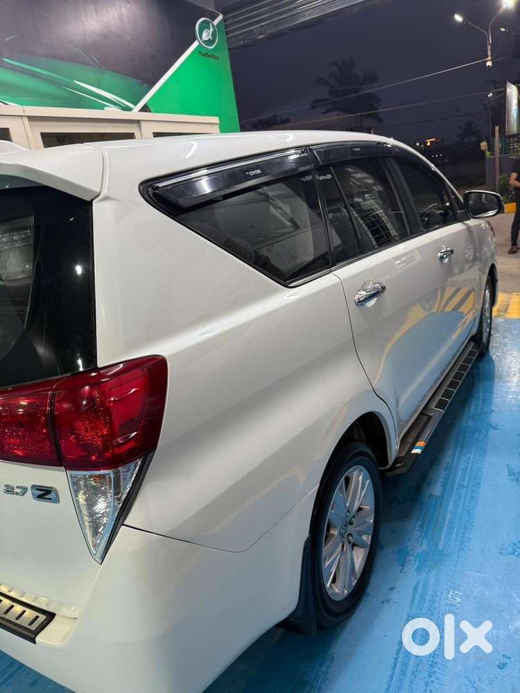 Toyota Innova Crysta 2016 Petrol Good Condition