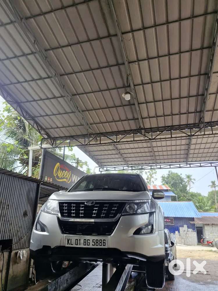 Mahindra Xuv500 W8 Converted To W11