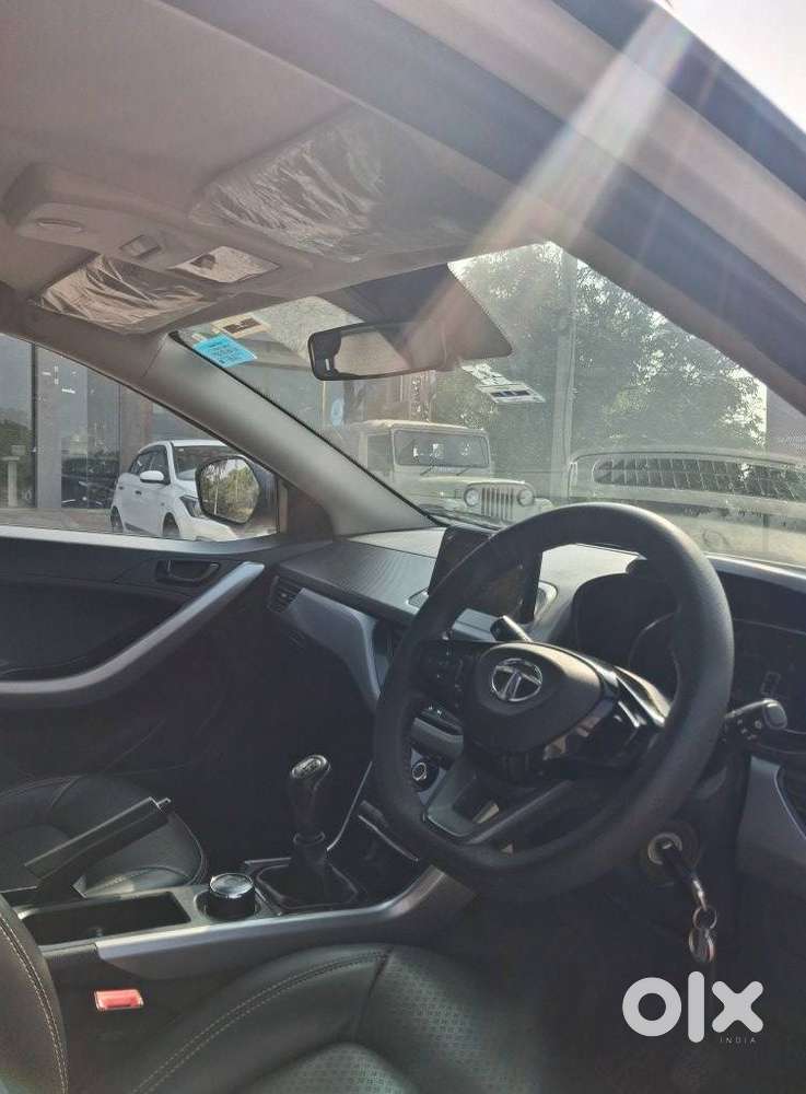 Tata Nexon 1.2 Revotron Xm (s), 2022, Petrol