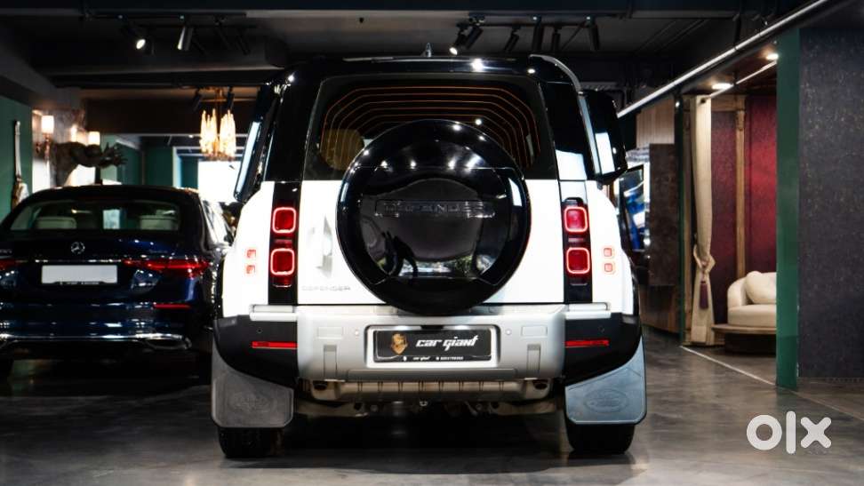 Land Rover Defender 2.0 110 Hse, 2024