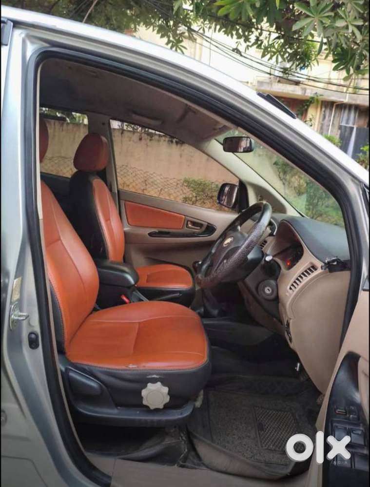 Toyota Innova 2.5 G (diesel) 7 Seater, 2015, Diesel