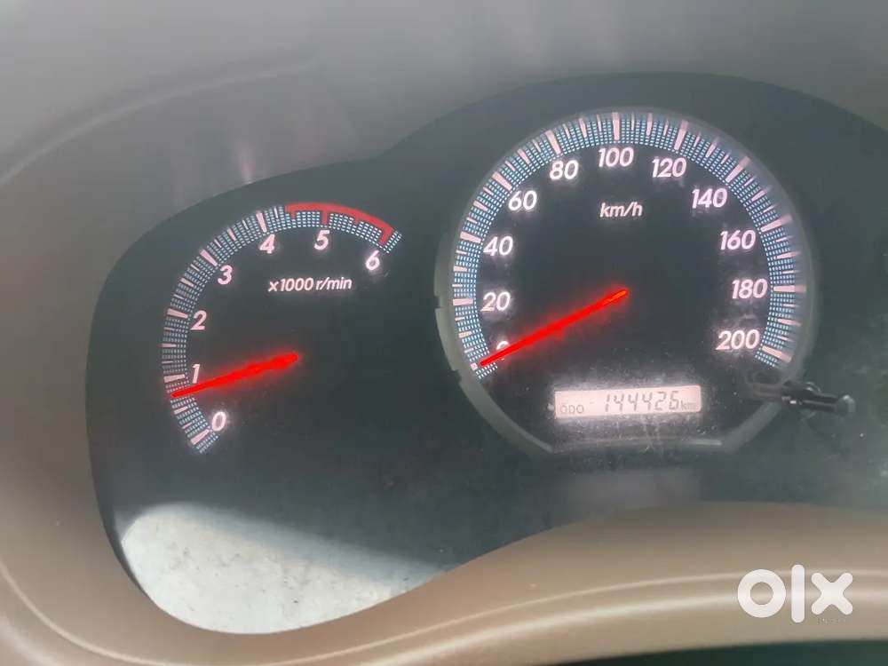 Toyota Innova 2015 Diesel Well Maintained
