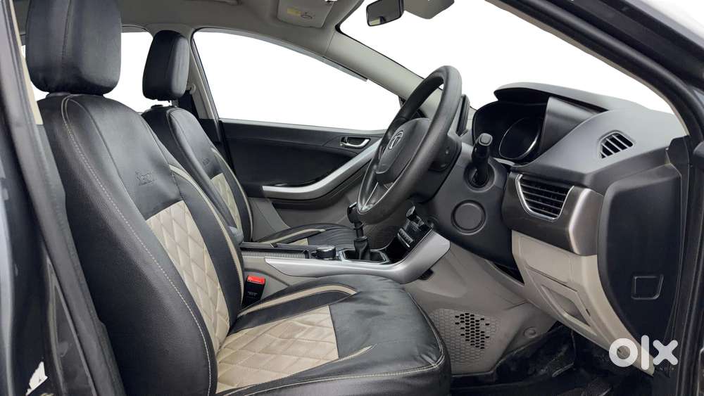Tata Nexon 1.2 Revotron Xz Plus, 2018, Petrol