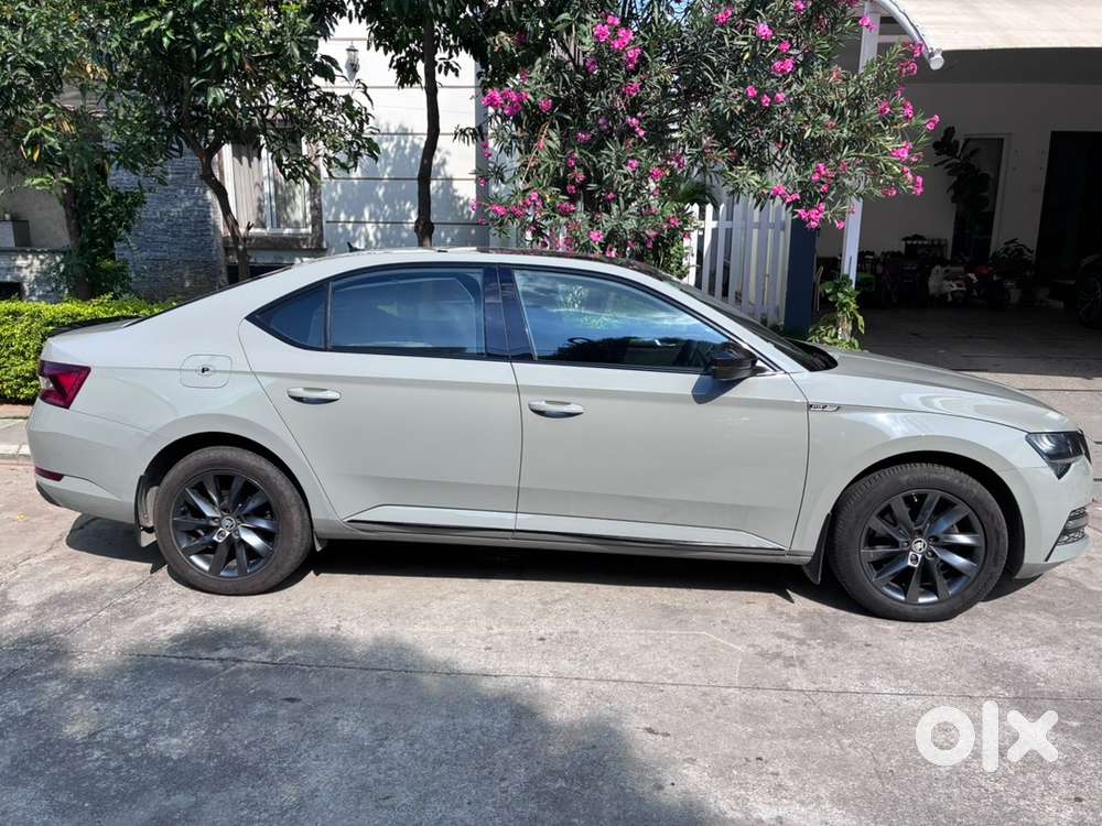 2021 Skoda Superb Sportline At / Steel Grey/ Fill Ppf / New Tyres